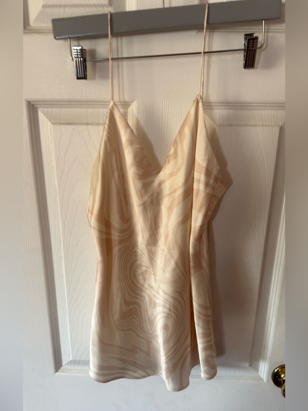 CAMI NYC Silk-Viscose Camisole Spaghetti Strap Abstract Beige/Ivory M